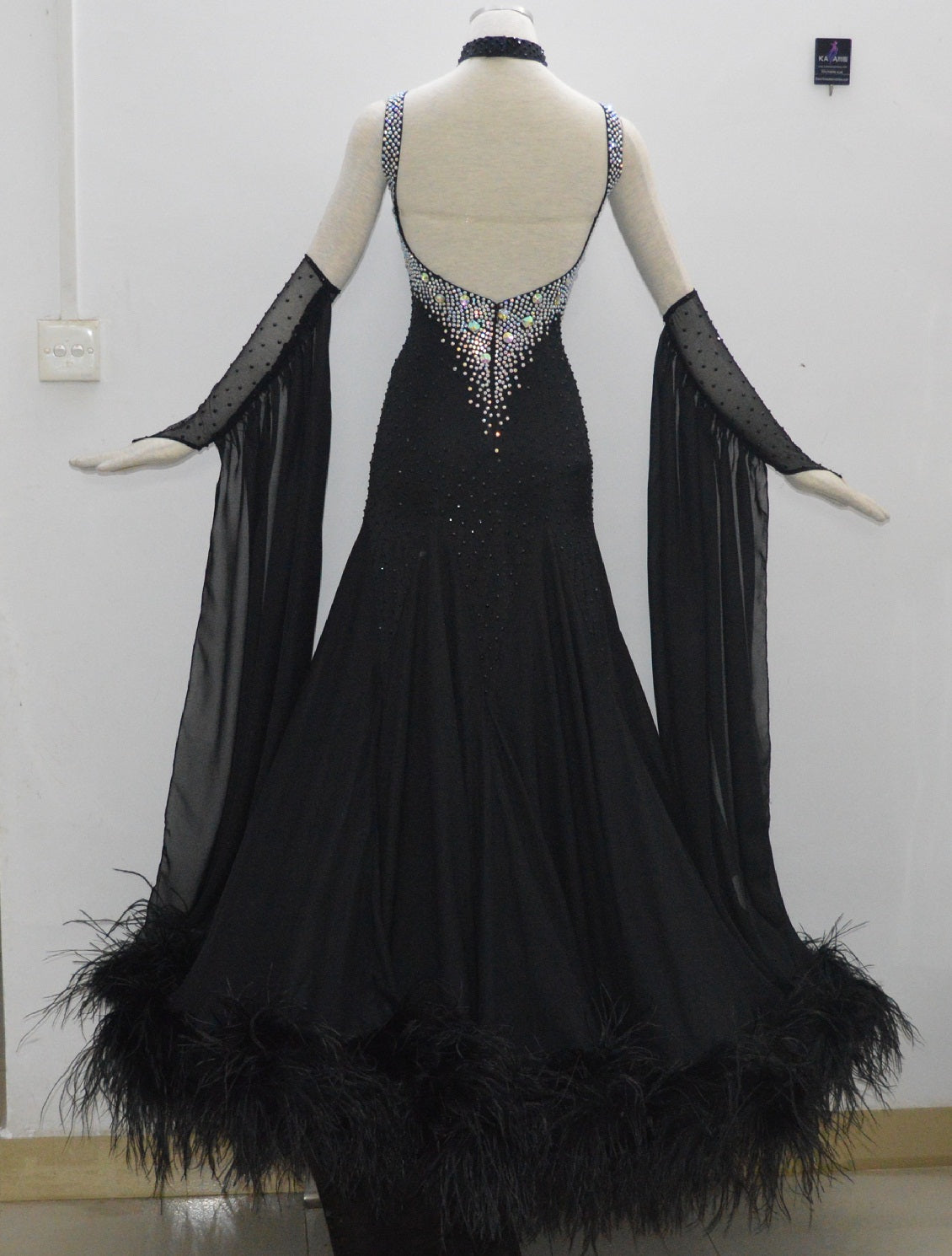 Choosing a ballroom dancing gown for your body type | by Dance dress shop |  Medium